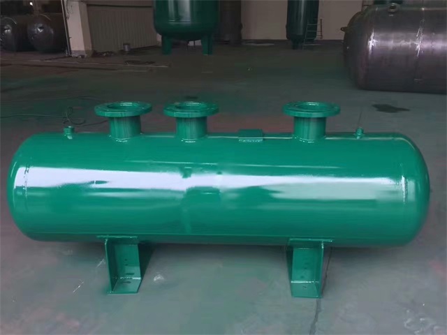 1679991473376569.jpeg 辉南辉南辉南蒸汽分气缸1.jpeg